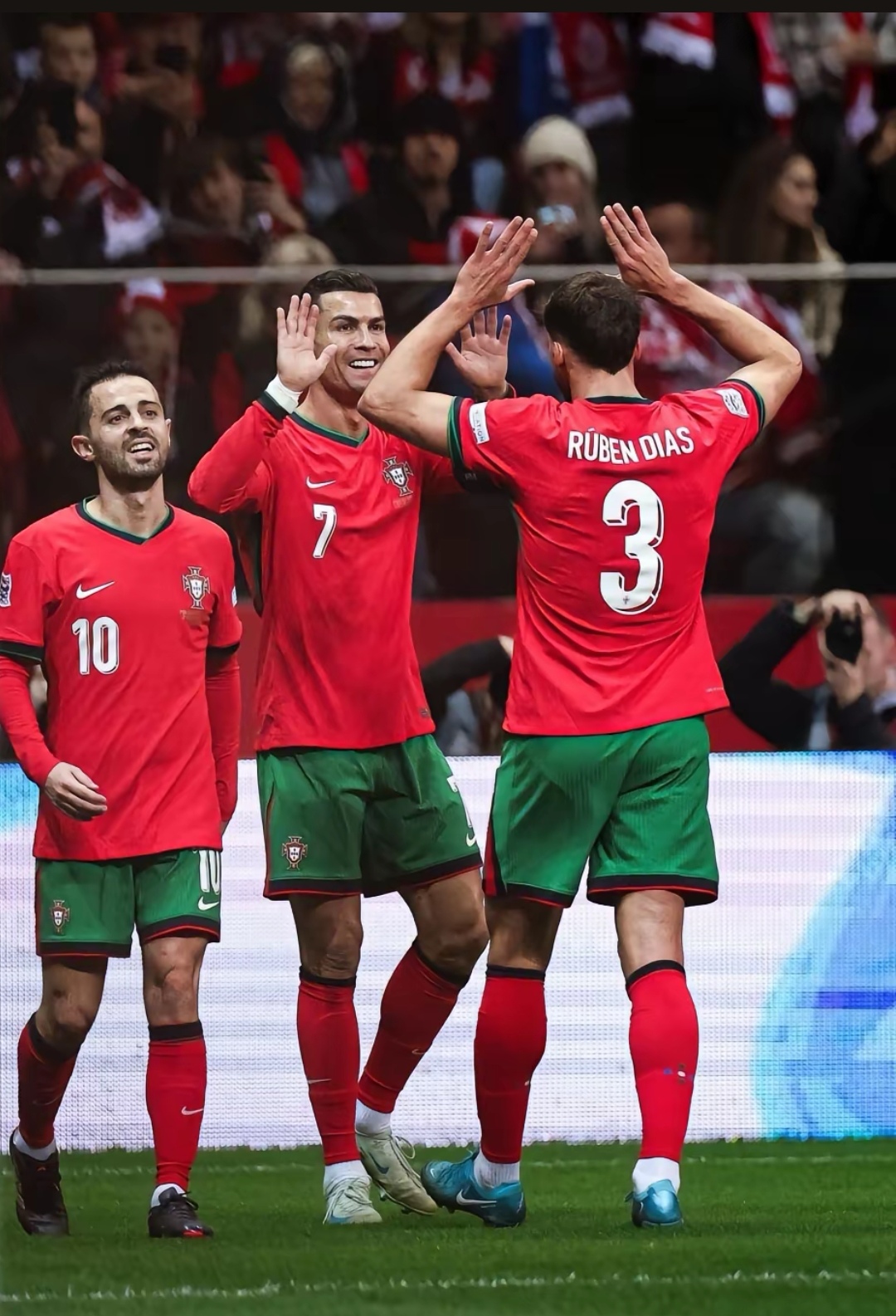 波兰队在欧国联比赛中展现实力