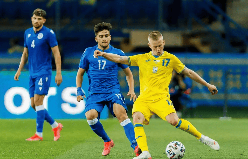 乌克兰队在比赛中展现出强大的防守实力