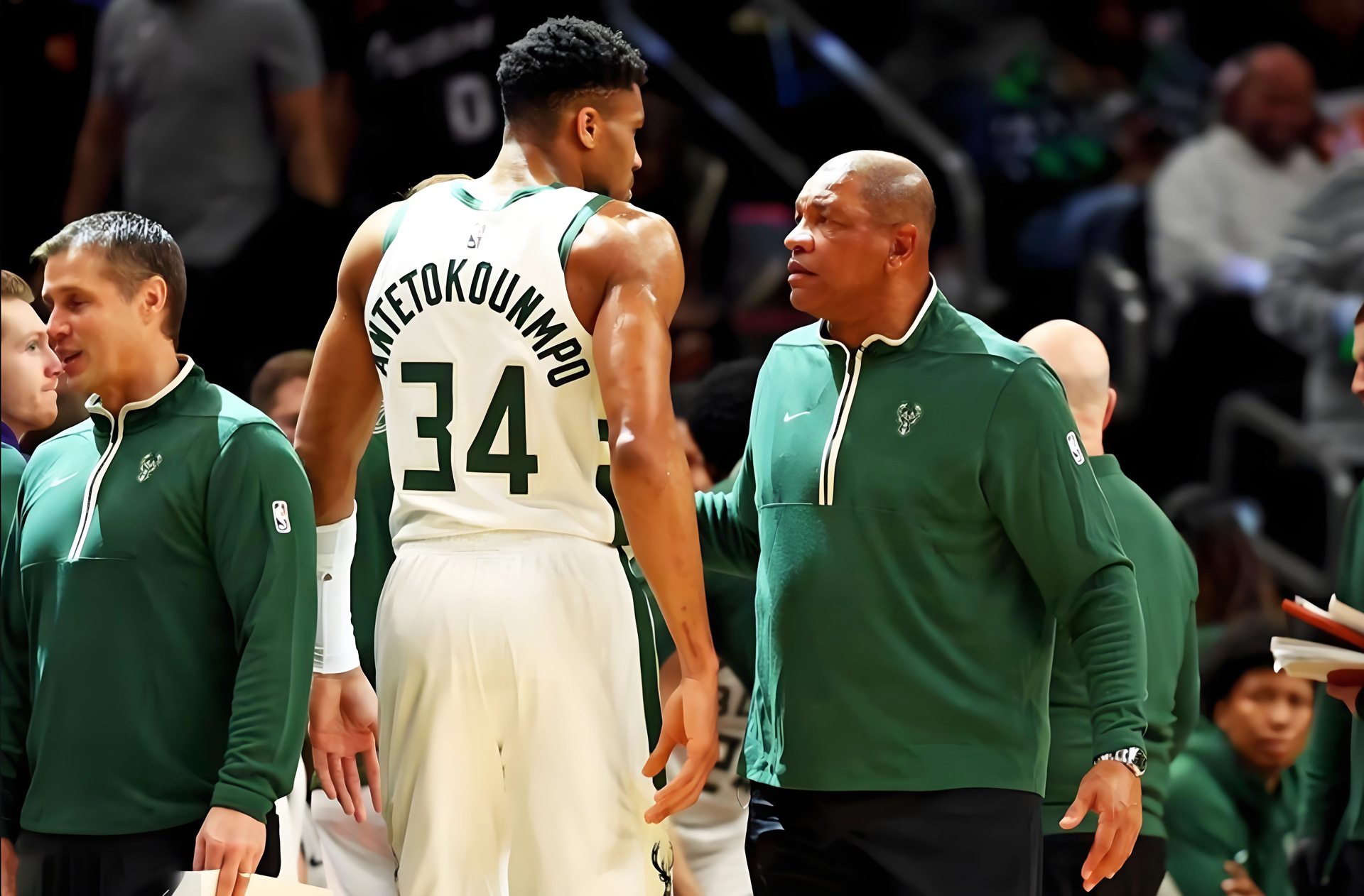 od体育竞技-球队战绩争议不断，主教练面临挑战