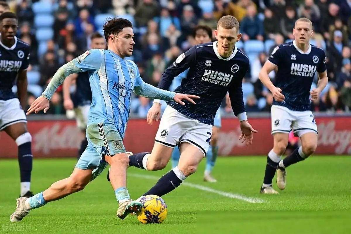 关于沃特福德球队紧急集训备战，迎战下一场比赛的信息