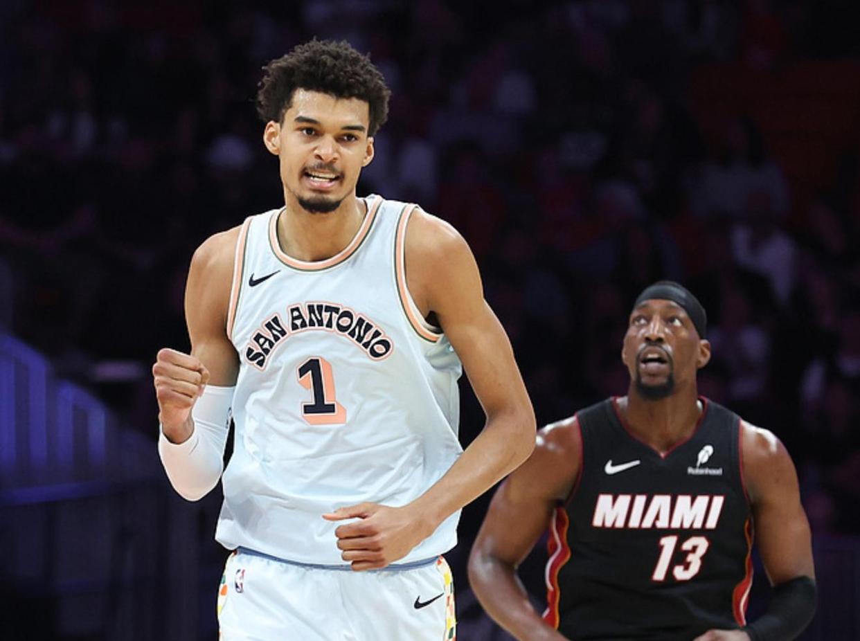 包含热火大胜黄蜂，安特托昆博缺席的词条