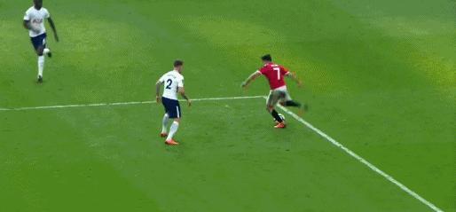 包含克里斯蒂安桑切斯逆袭，带领球队实现大逆转胜利的词条