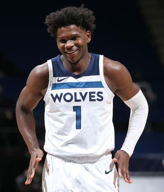 关于火箭新秀艾德华兹被提名年度最佳新秀的信息