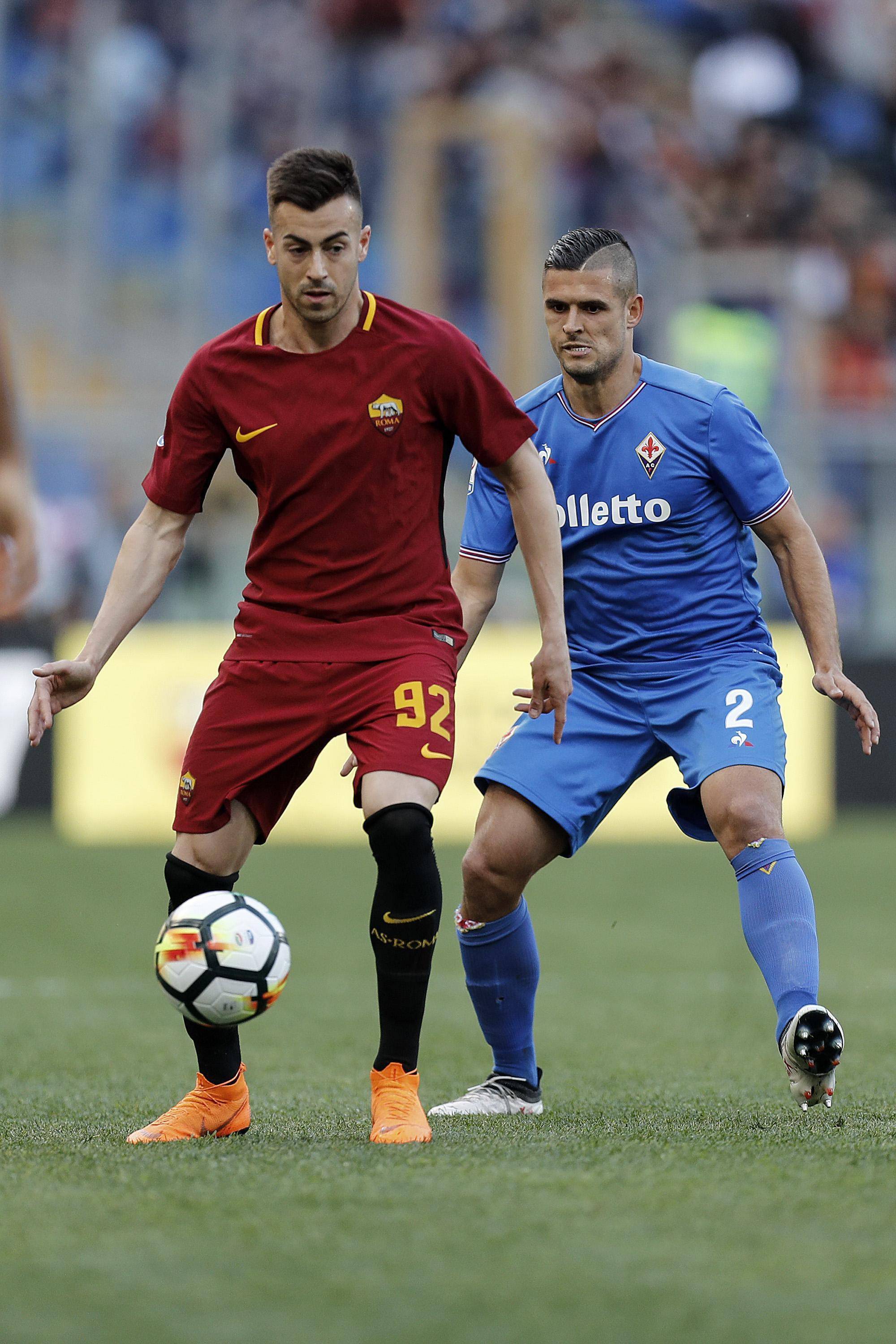 意甲联赛出现激烈竞争，各队争夺胜利