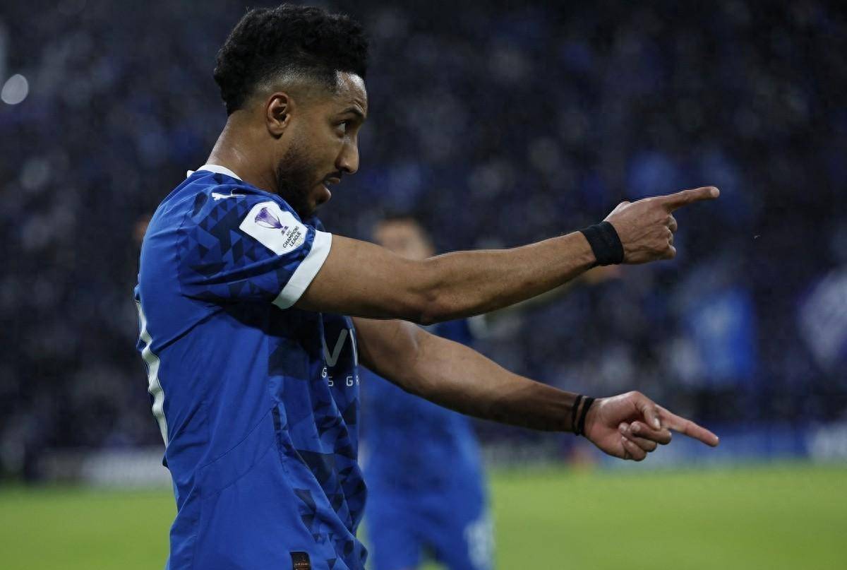 西亚球队集体备战瞄准冠军