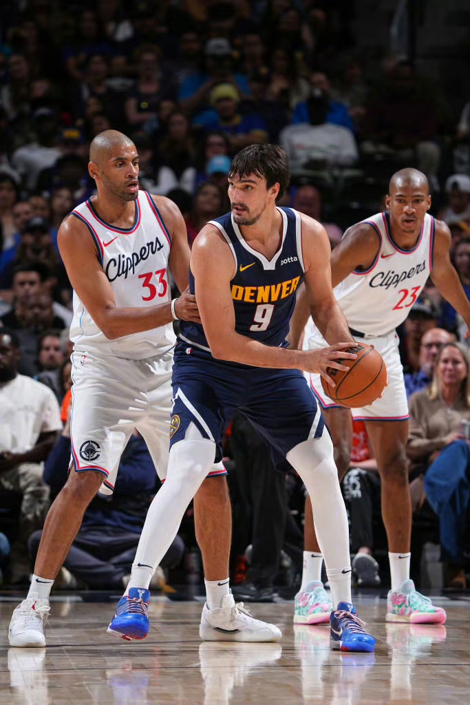 od体育地址-快船客场逆转掘金，取得两连胜