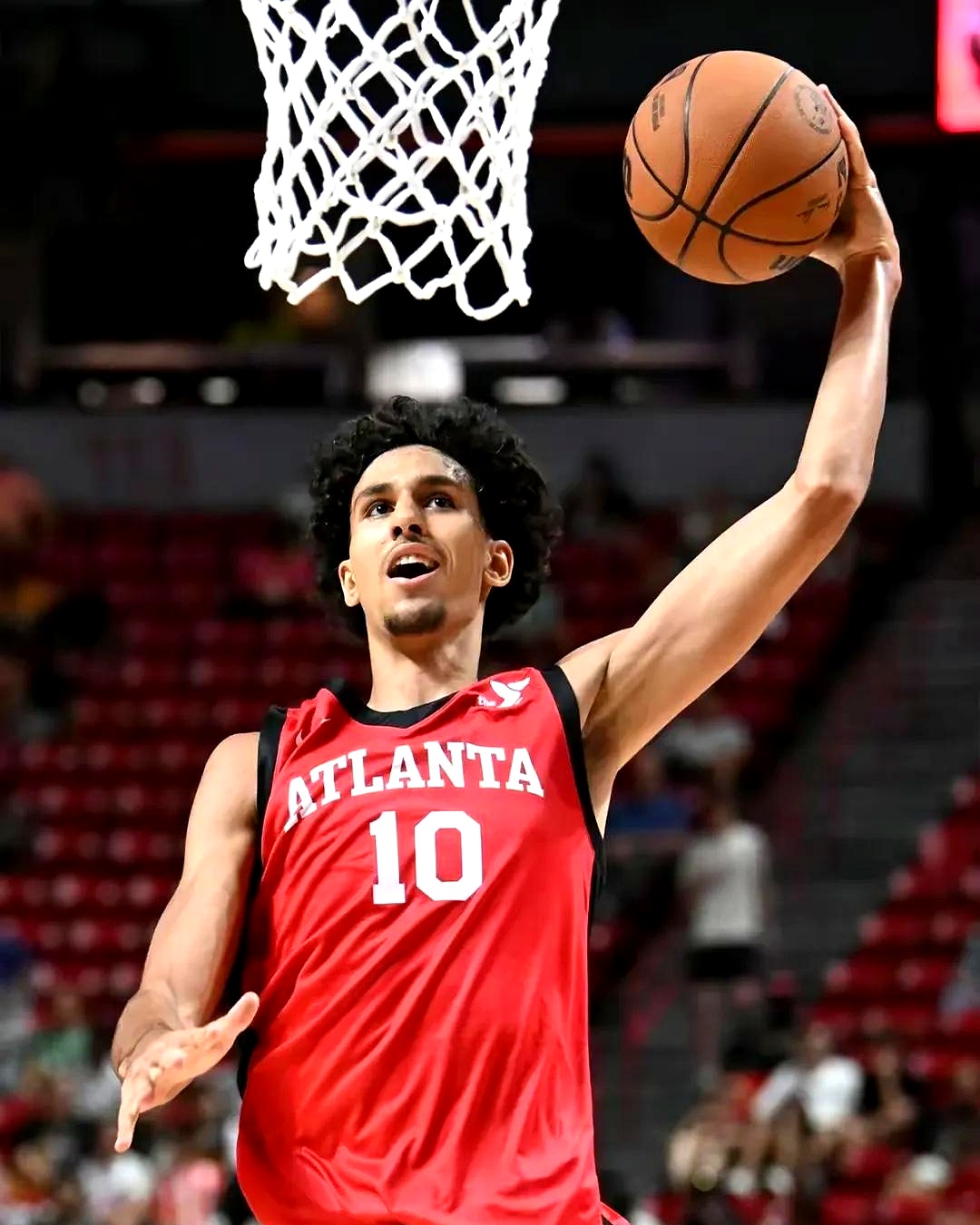 热火队新秀杰出表现，球队未来有望